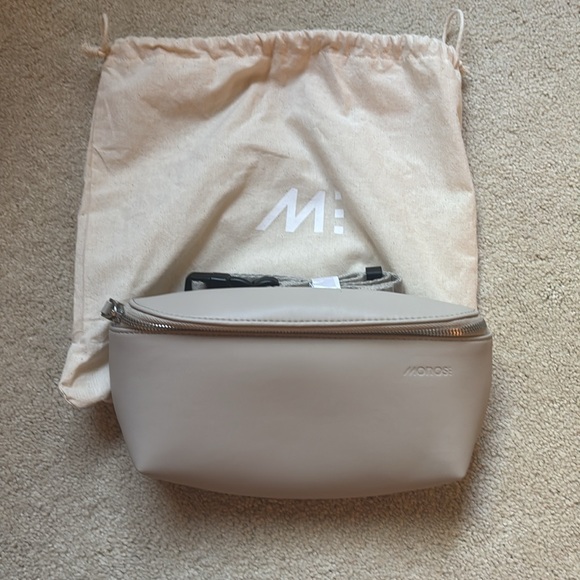 Monos Metro Sling Bag - Ivory Crossbody. (NWOT) - Picture 2 of 3